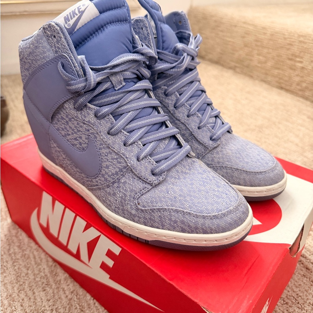Nike Women's Dunk Sky Hi Light Purple High-Top Sneakers